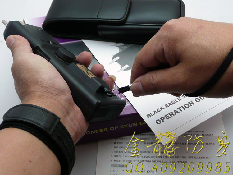 臺(tái)灣歐士達(dá)-大黑鷹-OSTAR-999型電擊器 臺(tái)灣歐士達(dá)-大黑鷹-OSTAR-999型電擊器