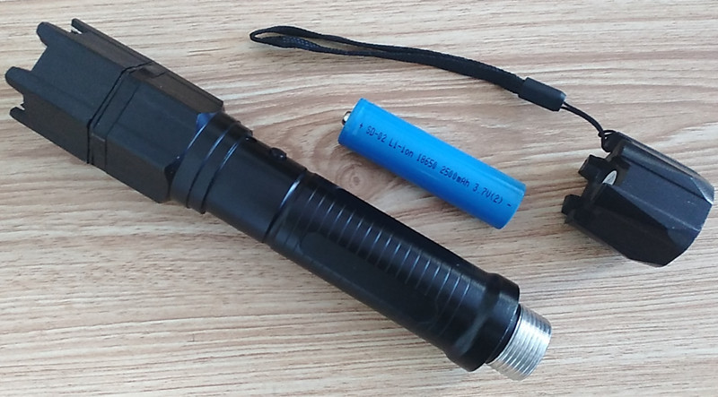 仿泰瑟1109型高壓防身電棍 